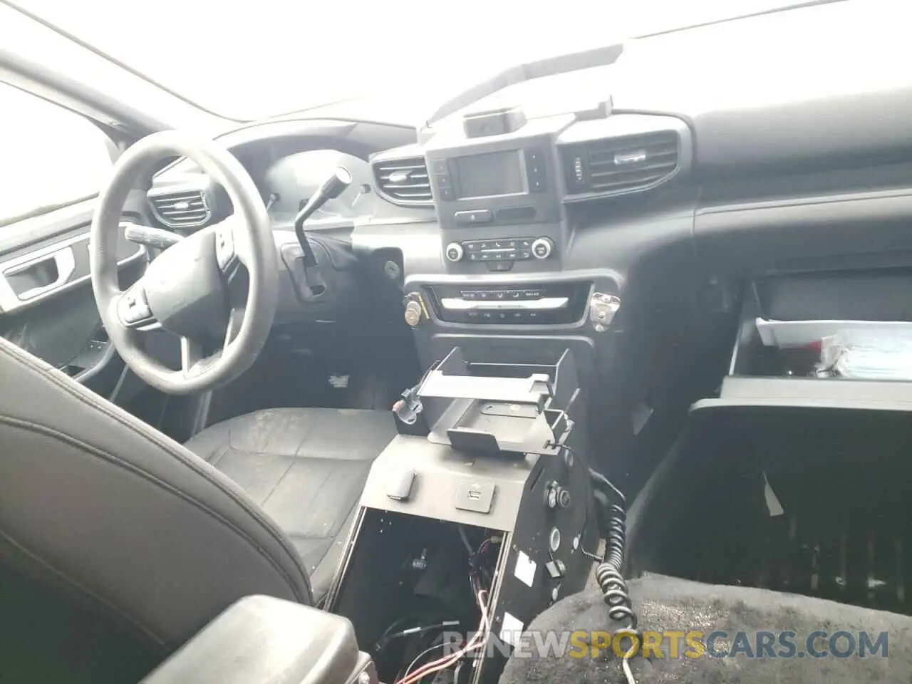 8 Photograph of a damaged car 1FM5K8AB6MGA08417 FORD EXPLORER 2021