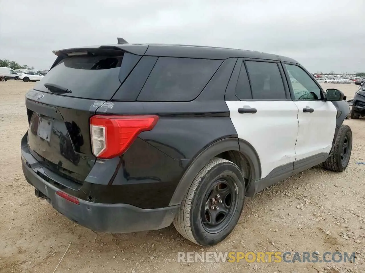 3 Photograph of a damaged car 1FM5K8AB6MGC33260 FORD EXPLORER 2021