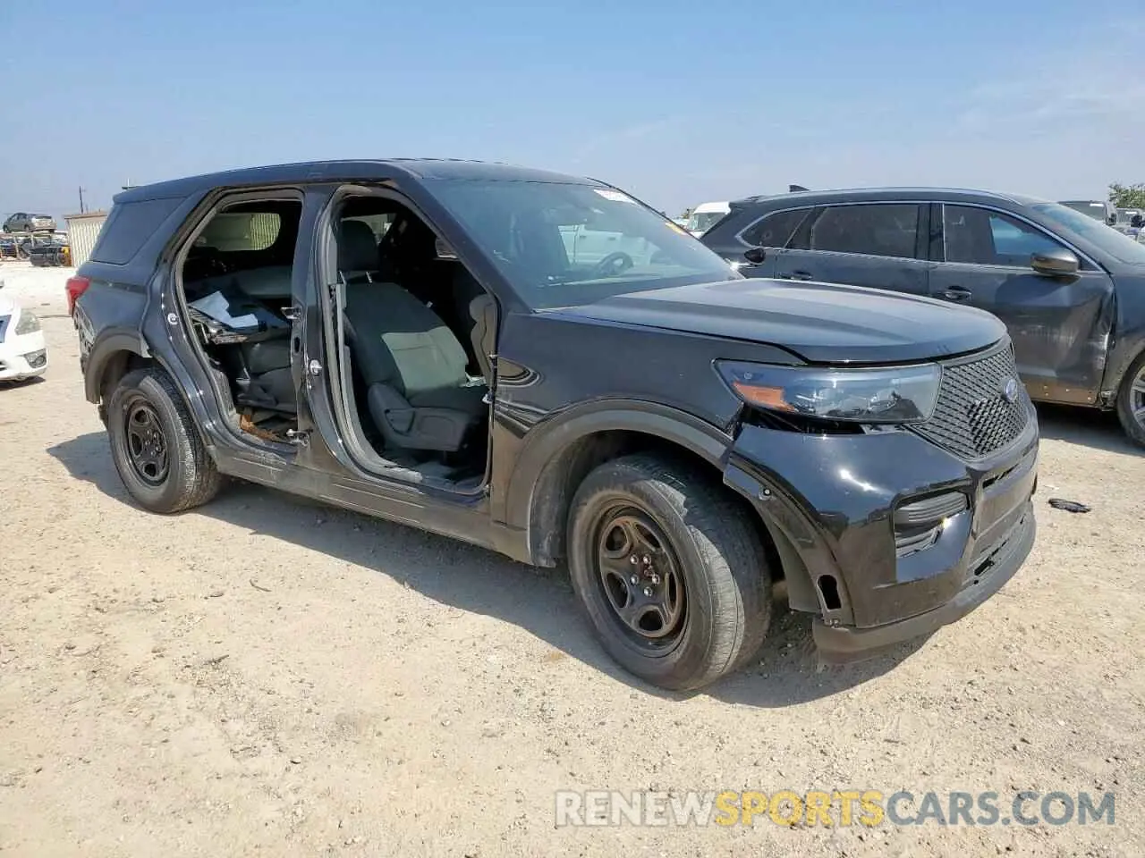 4 Photograph of a damaged car 1FM5K8AB8MGC33082 FORD EXPLORER 2021
