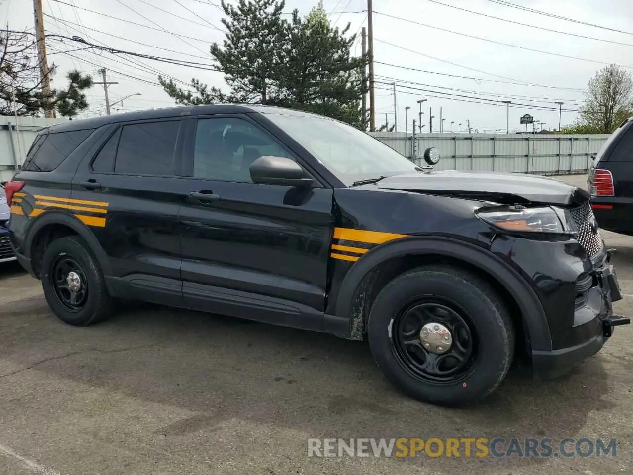 4 Photograph of a damaged car 1FM5K8ABXMGA18741 FORD EXPLORER 2021