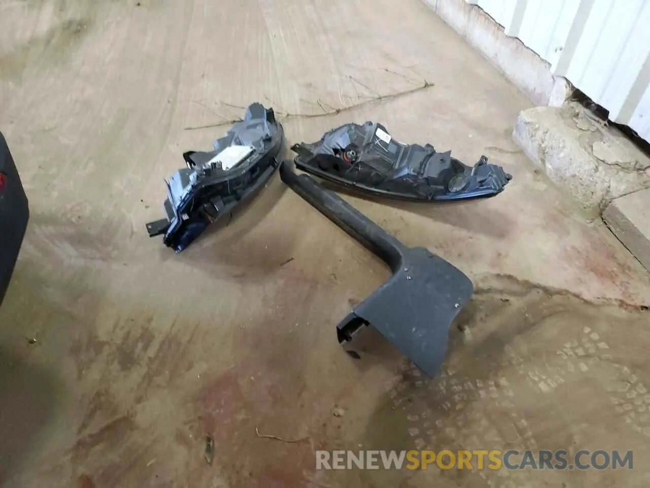 13 Photograph of a damaged car 1FM5K8AW6MNA16192 FORD EXPLORER 2021