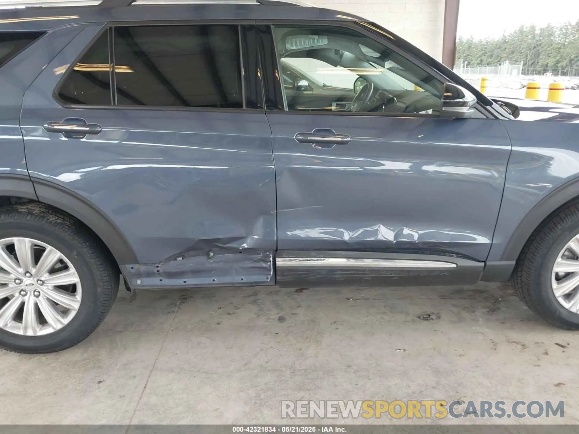 6 Фотография поврежденного автомобиля 1FM5K8FW0MNA06704 FORD EXPLORER 2021