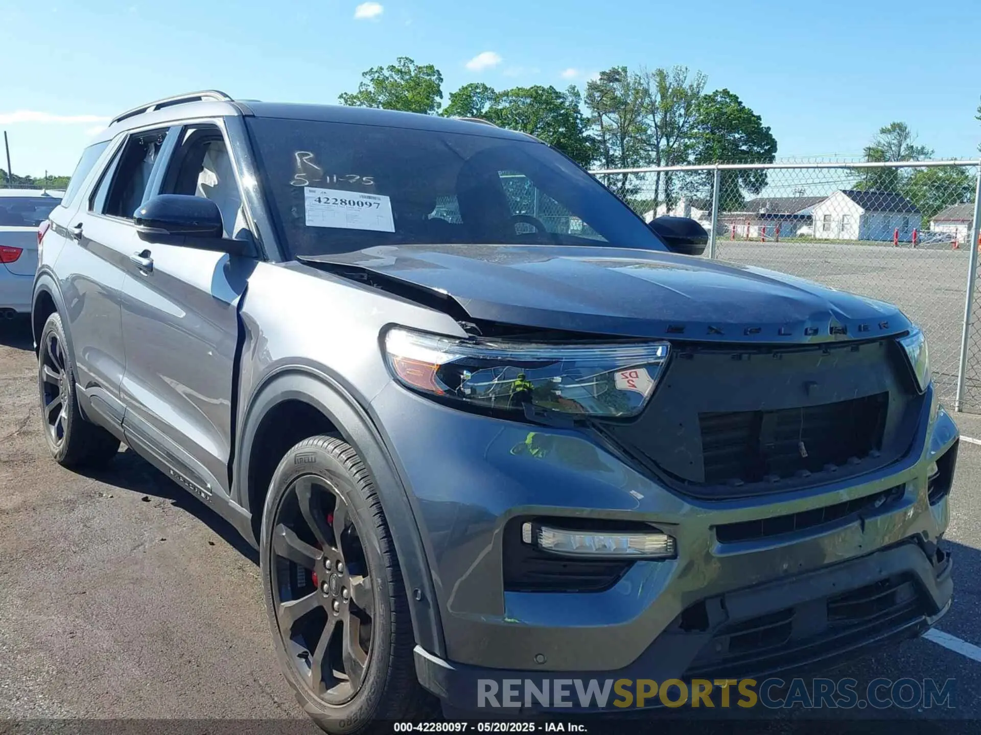 1 Фотография поврежденного автомобиля 1FM5K8GC5MGB27091 FORD EXPLORER 2021
