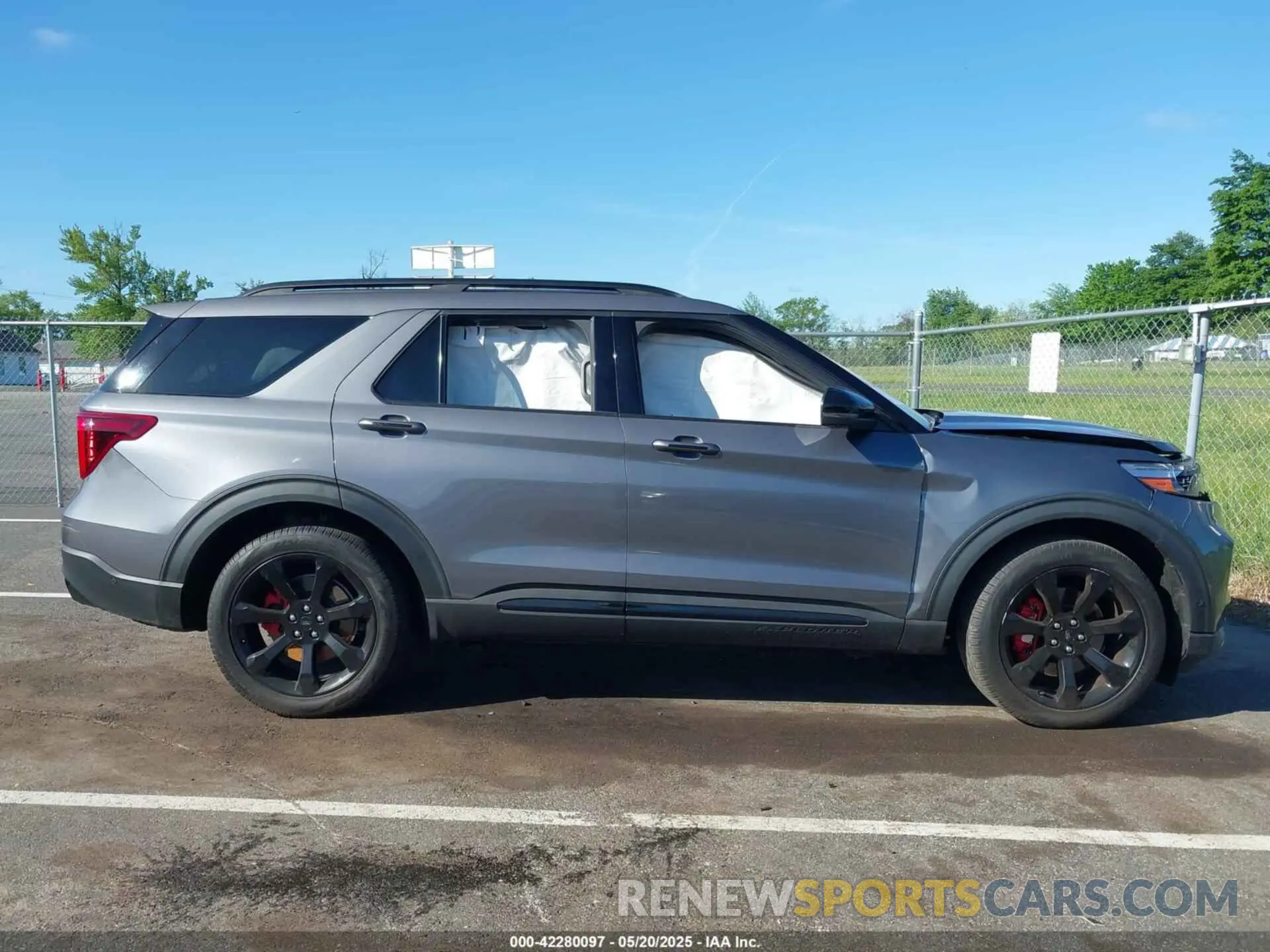 12 Фотография поврежденного автомобиля 1FM5K8GC5MGB27091 FORD EXPLORER 2021