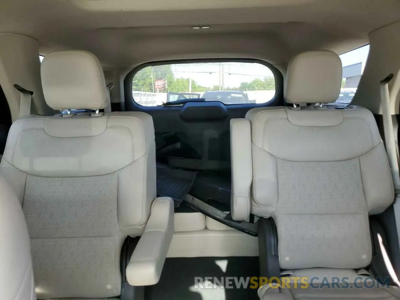 10 Photograph of a damaged car 1FM5K8HC7MGA55826 FORD EXPLORER 2021