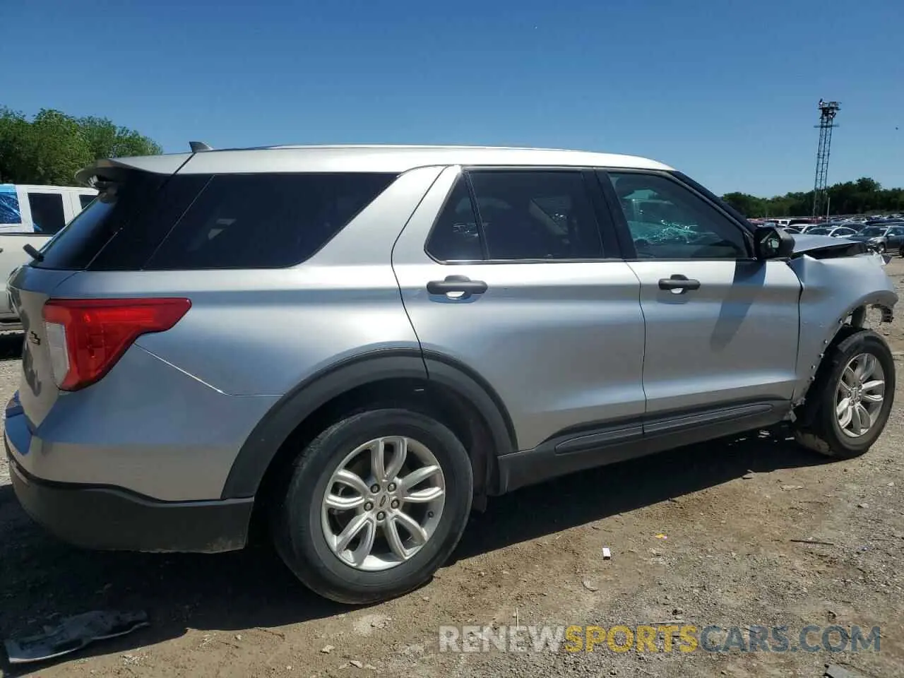 3 Фотография поврежденного автомобиля 1FMSK7BH8MGA81871 FORD EXPLORER 2021