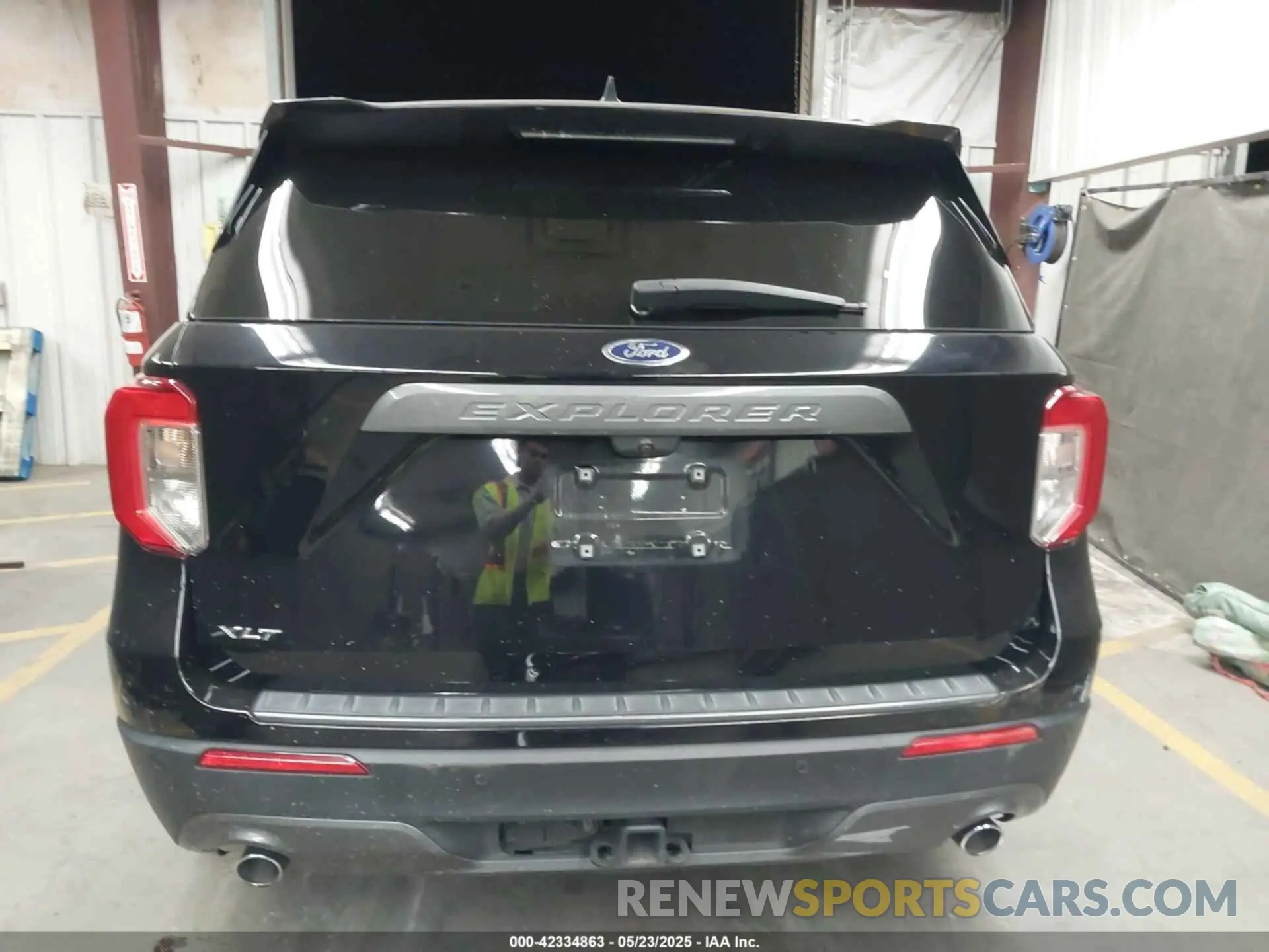 17 Фотография поврежденного автомобиля 1FMSK7DH0MGA50367 FORD EXPLORER 2021