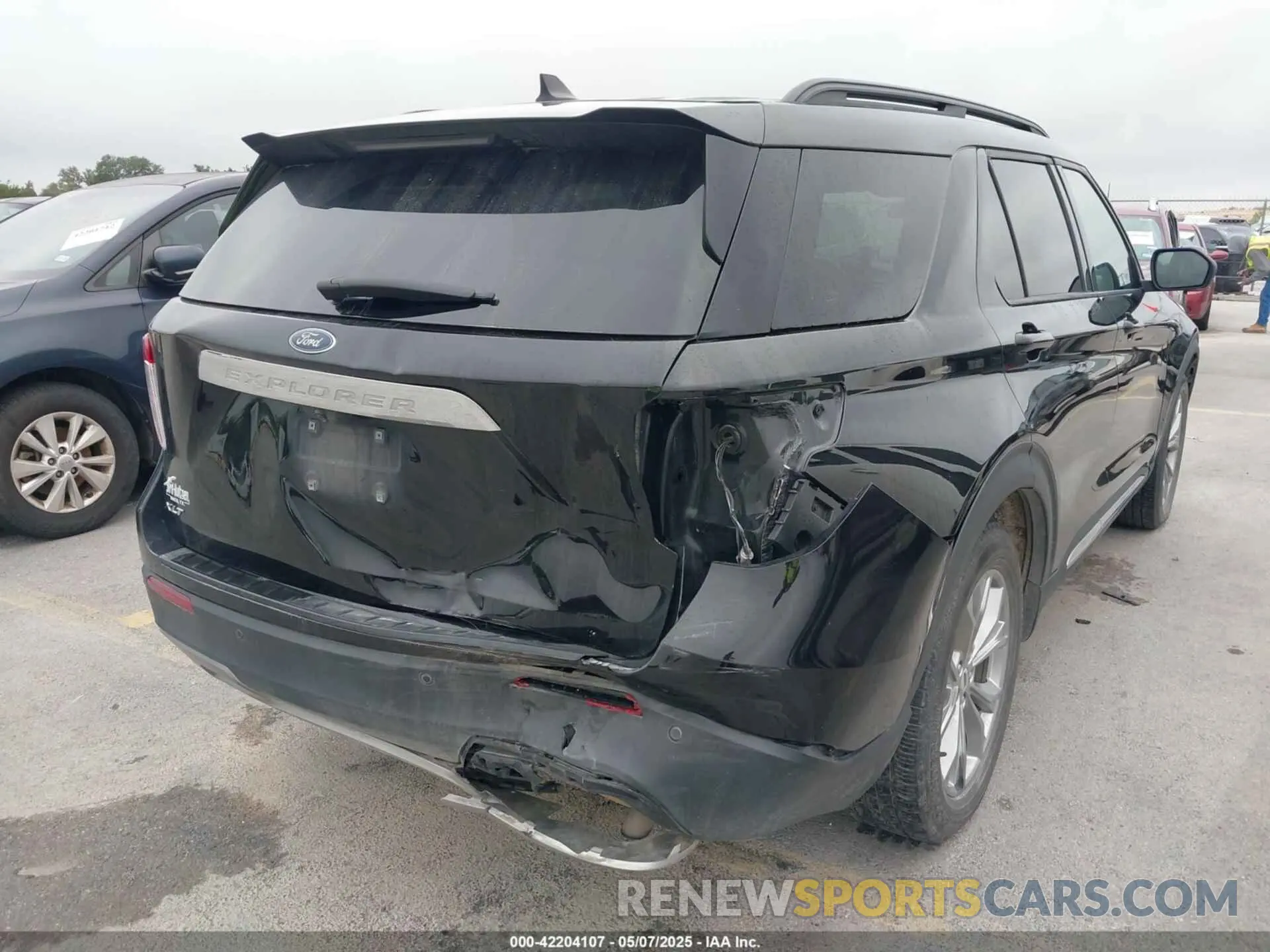 6 Фотография поврежденного автомобиля 1FMSK7DH0MGB78737 FORD EXPLORER 2021