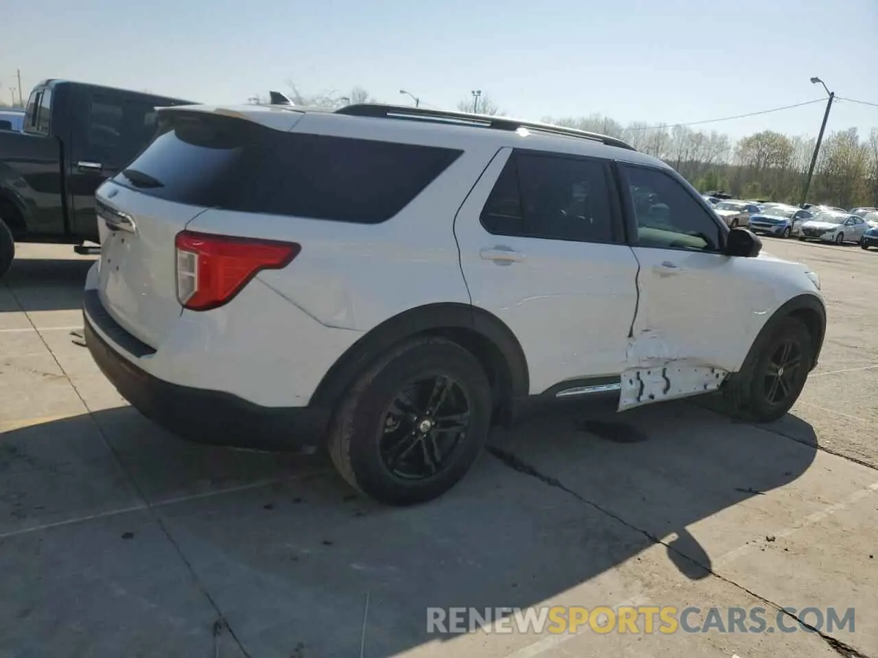 3 Фотография поврежденного автомобиля 1FMSK7DH2MGA51634 FORD EXPLORER 2021