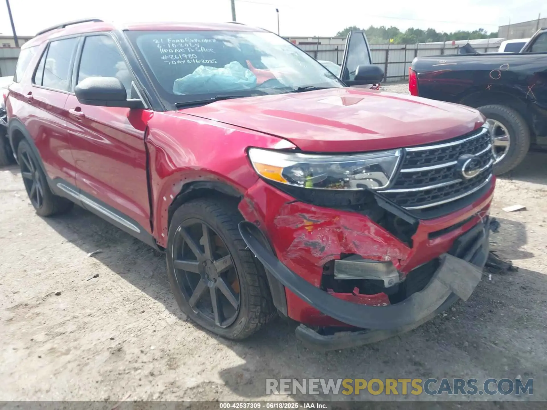 6 Photograph of a damaged car 1FMSK7DH2MGA52136 FORD EXPLORER 2021