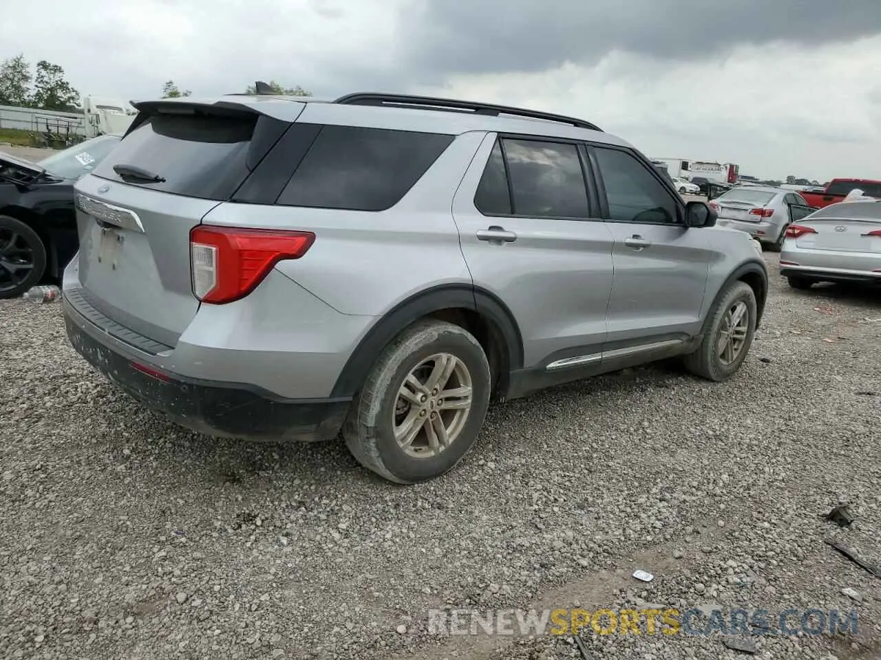 3 Фотография поврежденного автомобиля 1FMSK7DH3MGA81807 FORD EXPLORER 2021