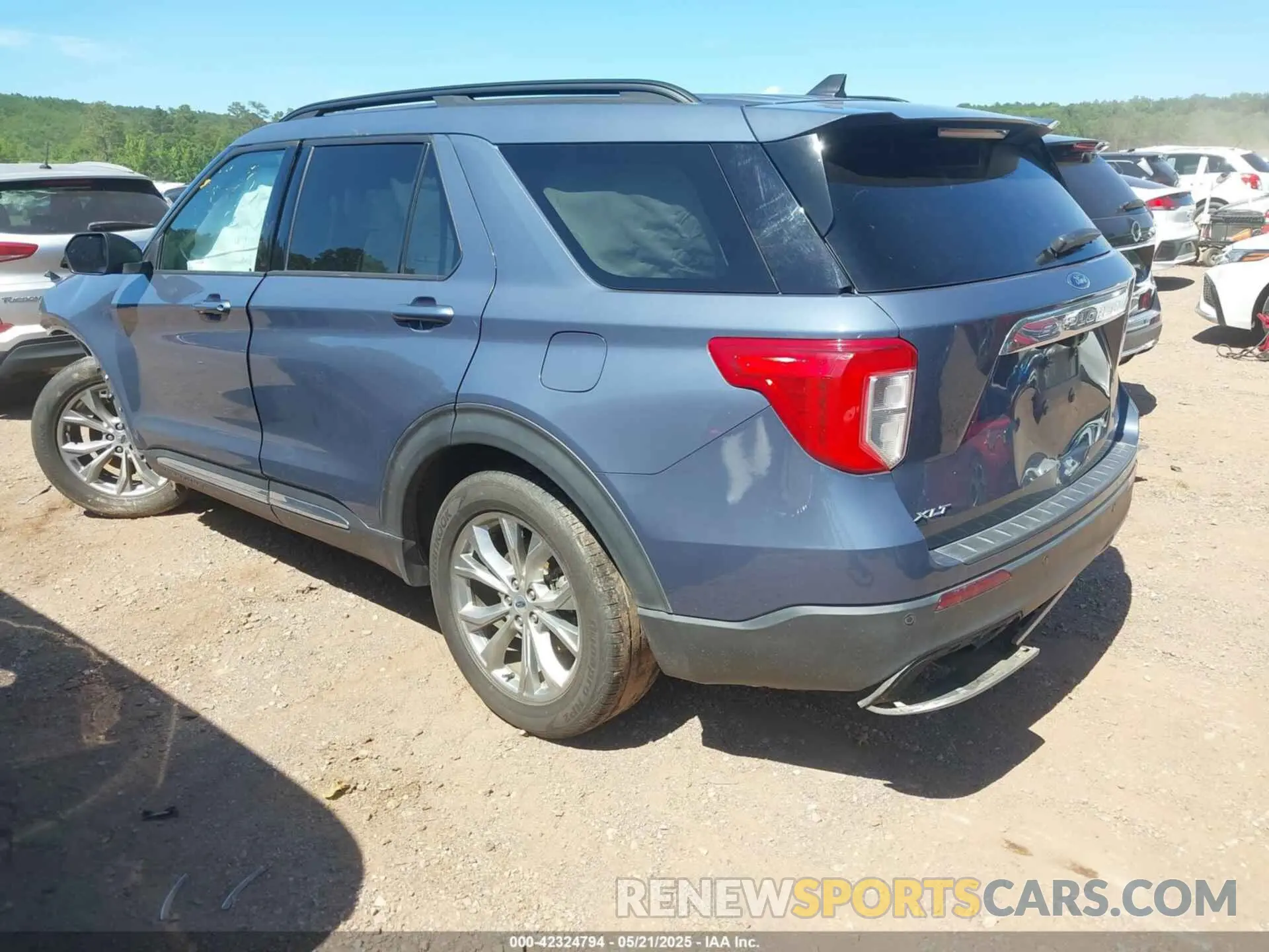 3 Photograph of a damaged car 1FMSK7DH4MGA26850 FORD EXPLORER 2021