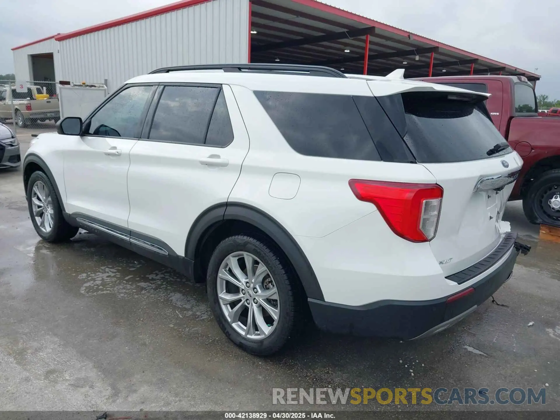 3 Photograph of a damaged car 1FMSK7DH5MGA30373 FORD EXPLORER 2021