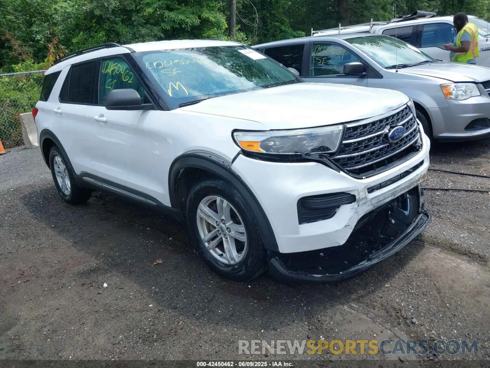 1 Фотография поврежденного автомобиля 1FMSK7DH6MGA57422 FORD EXPLORER 2021