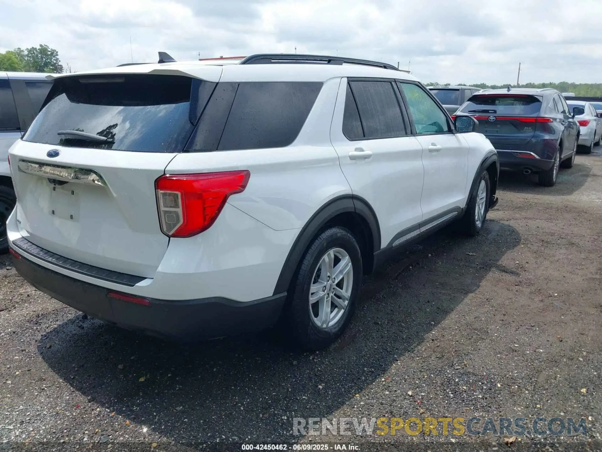 4 Фотография поврежденного автомобиля 1FMSK7DH6MGA57422 FORD EXPLORER 2021