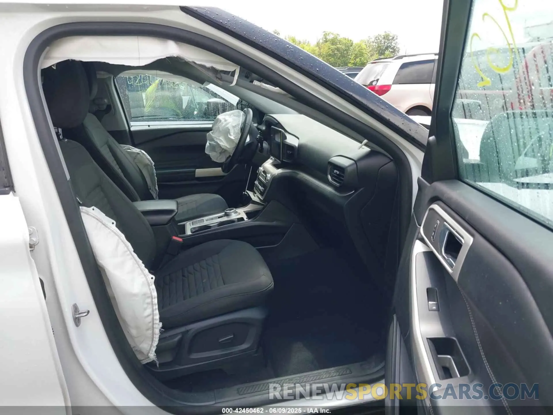 5 Фотография поврежденного автомобиля 1FMSK7DH6MGA57422 FORD EXPLORER 2021