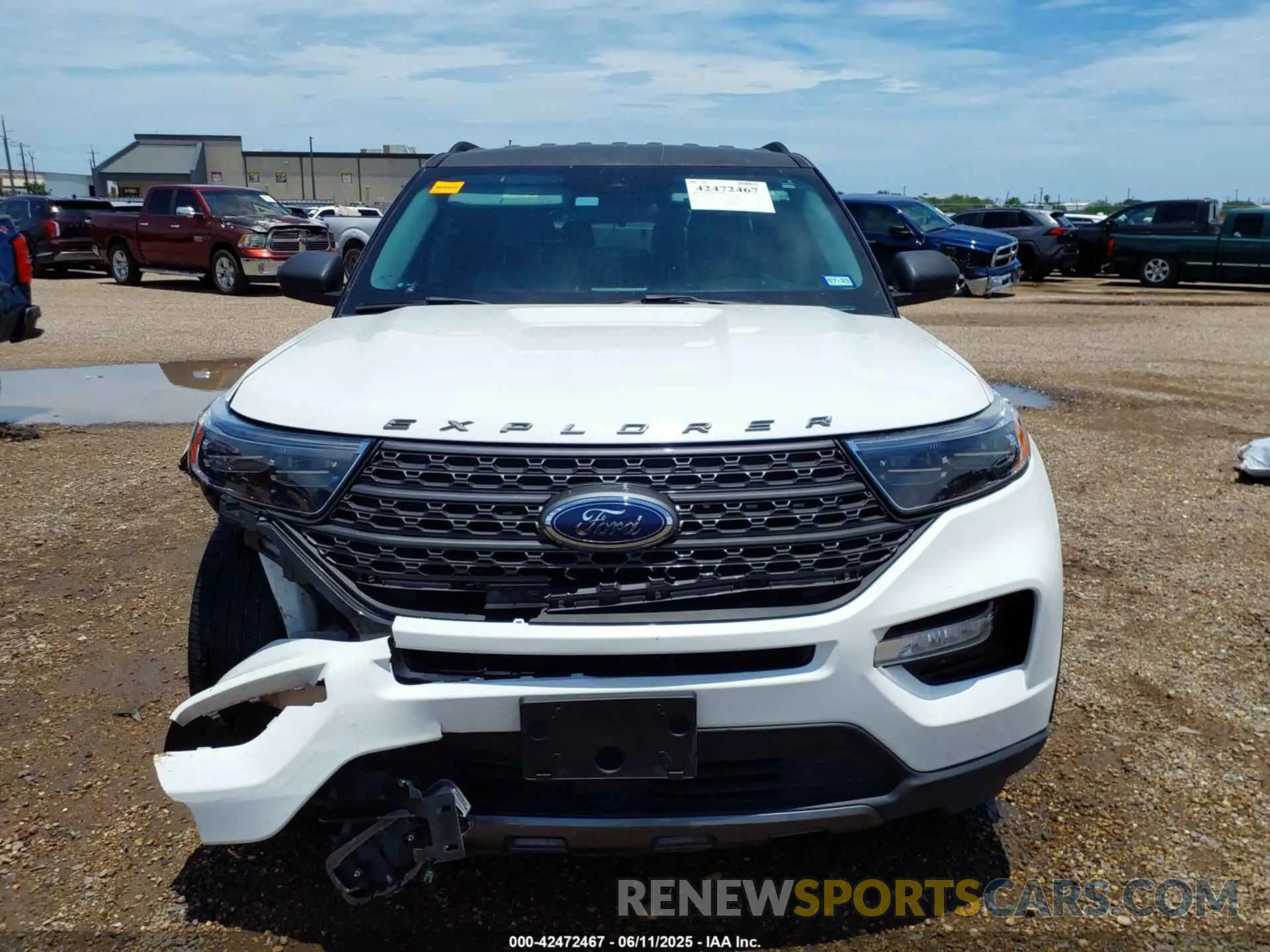 12 Photograph of a damaged car 1FMSK7DH8MGB31410 FORD EXPLORER 2021