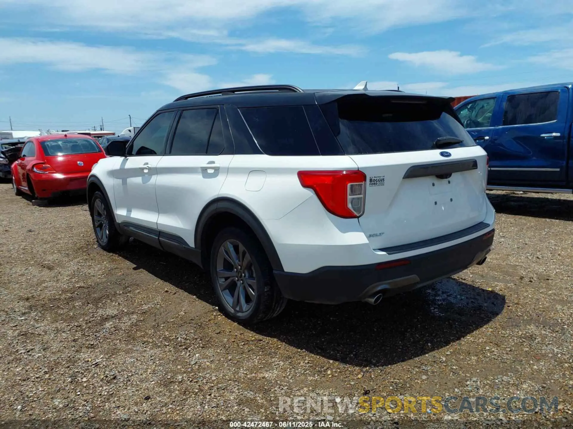 3 Photograph of a damaged car 1FMSK7DH8MGB31410 FORD EXPLORER 2021