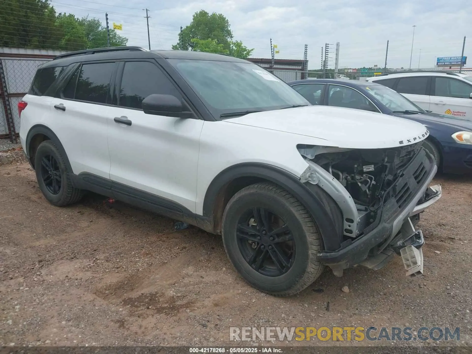 1 Фотография поврежденного автомобиля 1FMSK7DH8MGB42827 FORD EXPLORER 2021