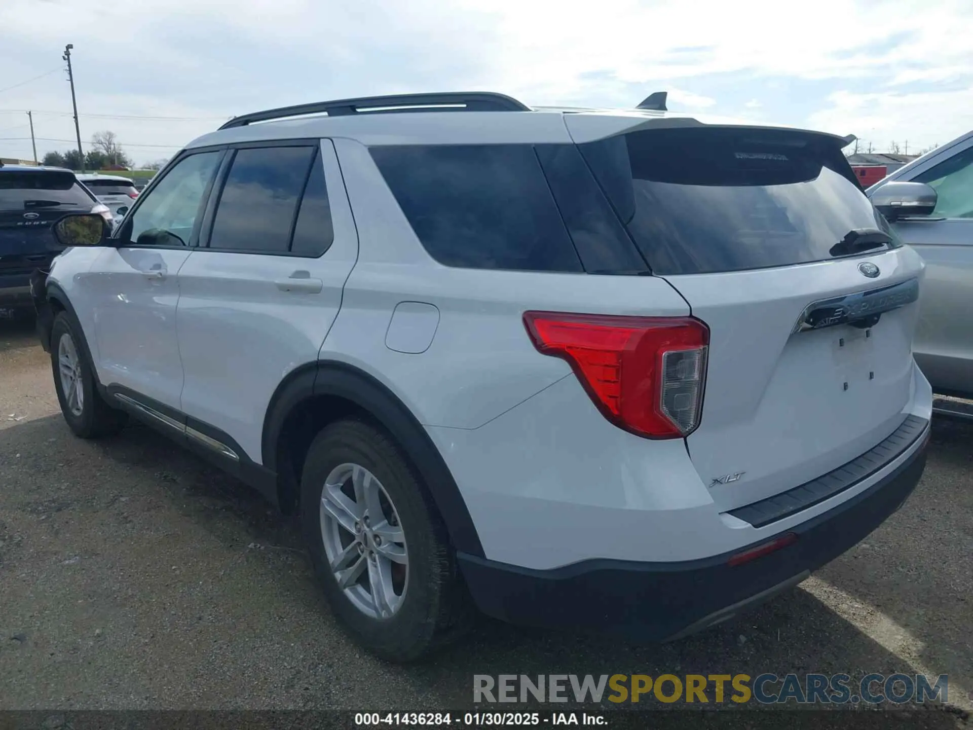 3 Фотография поврежденного автомобиля 1FMSK7DHXMGB99143 FORD EXPLORER 2021