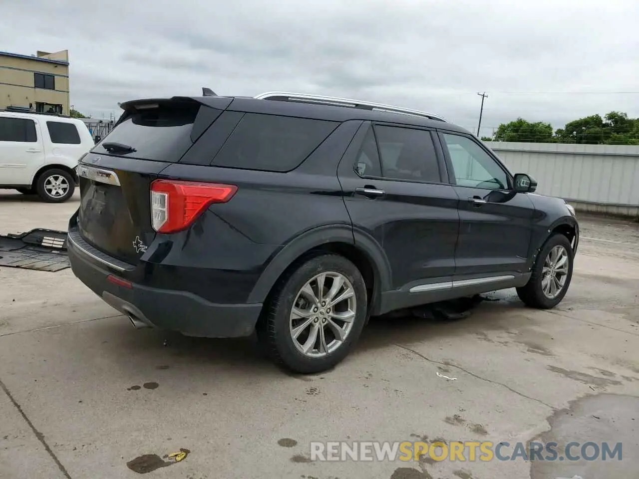 3 Фотография поврежденного автомобиля 1FMSK7FH5MGB54978 FORD EXPLORER 2021