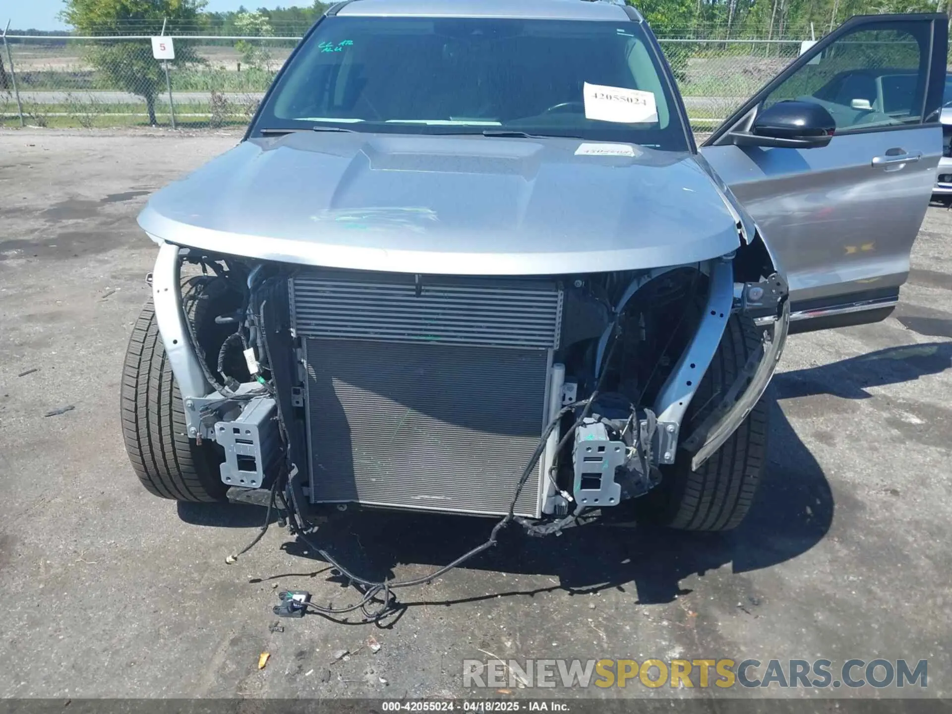 6 Photograph of a damaged car 1FMSK7FHXMGB05954 FORD EXPLORER 2021