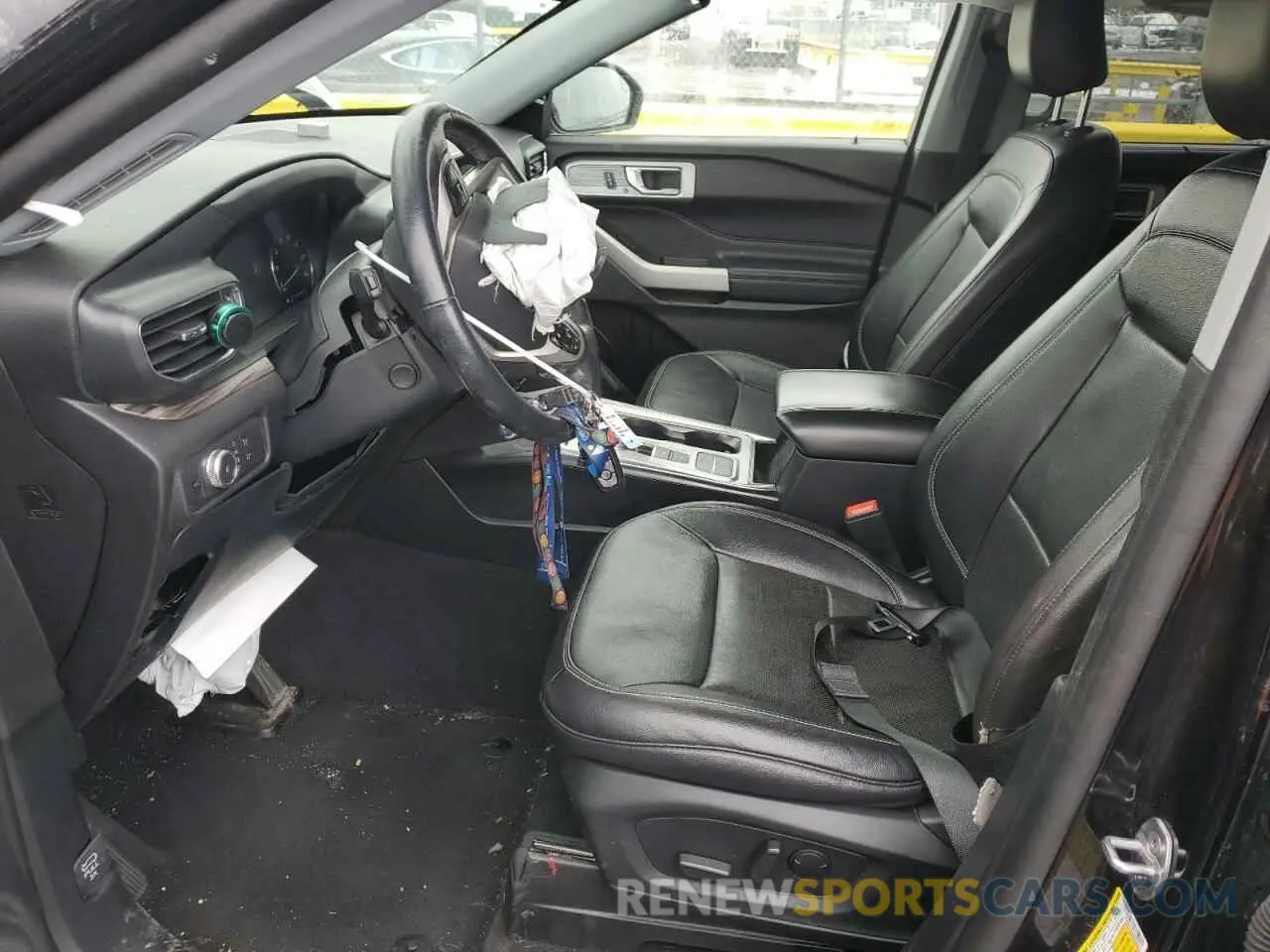 7 Фотография поврежденного автомобиля 1FMSK7FHXMGB45824 FORD EXPLORER 2021