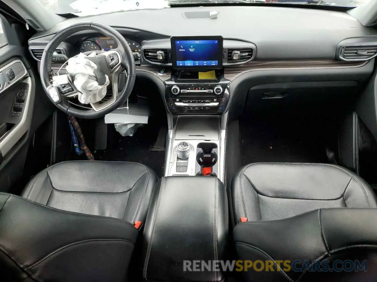 8 Фотография поврежденного автомобиля 1FMSK7FHXMGB45824 FORD EXPLORER 2021