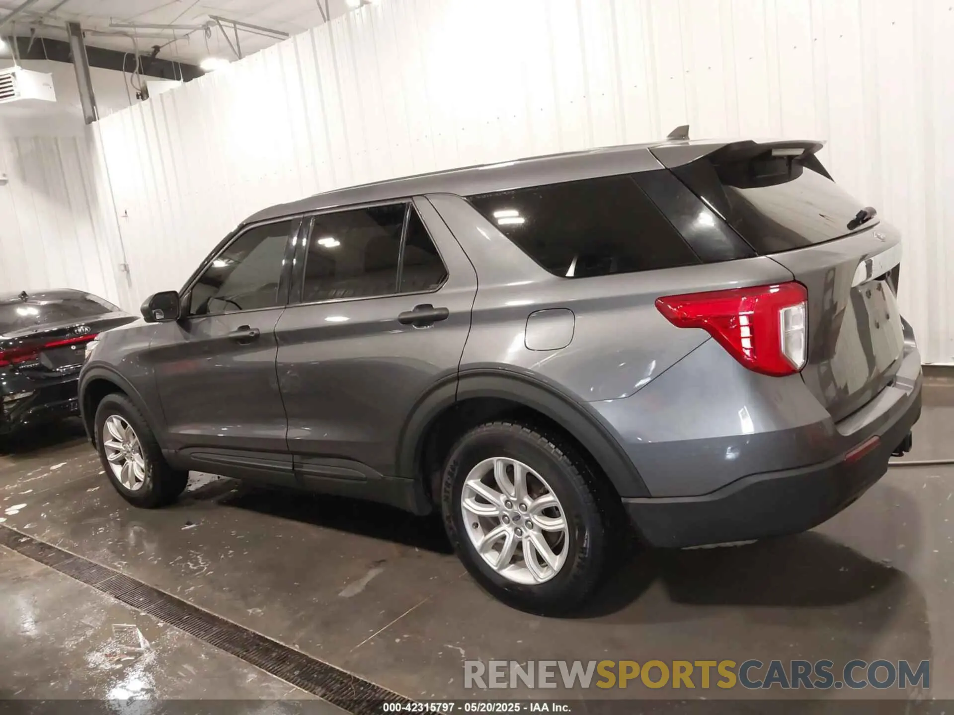 14 Photograph of a damaged car 1FMSK8BB2MGB73169 FORD EXPLORER 2021