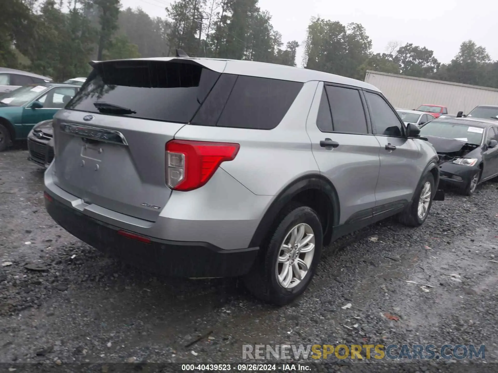 4 Photograph of a damaged car 1FMSK8BB3MGC33945 FORD EXPLORER 2021