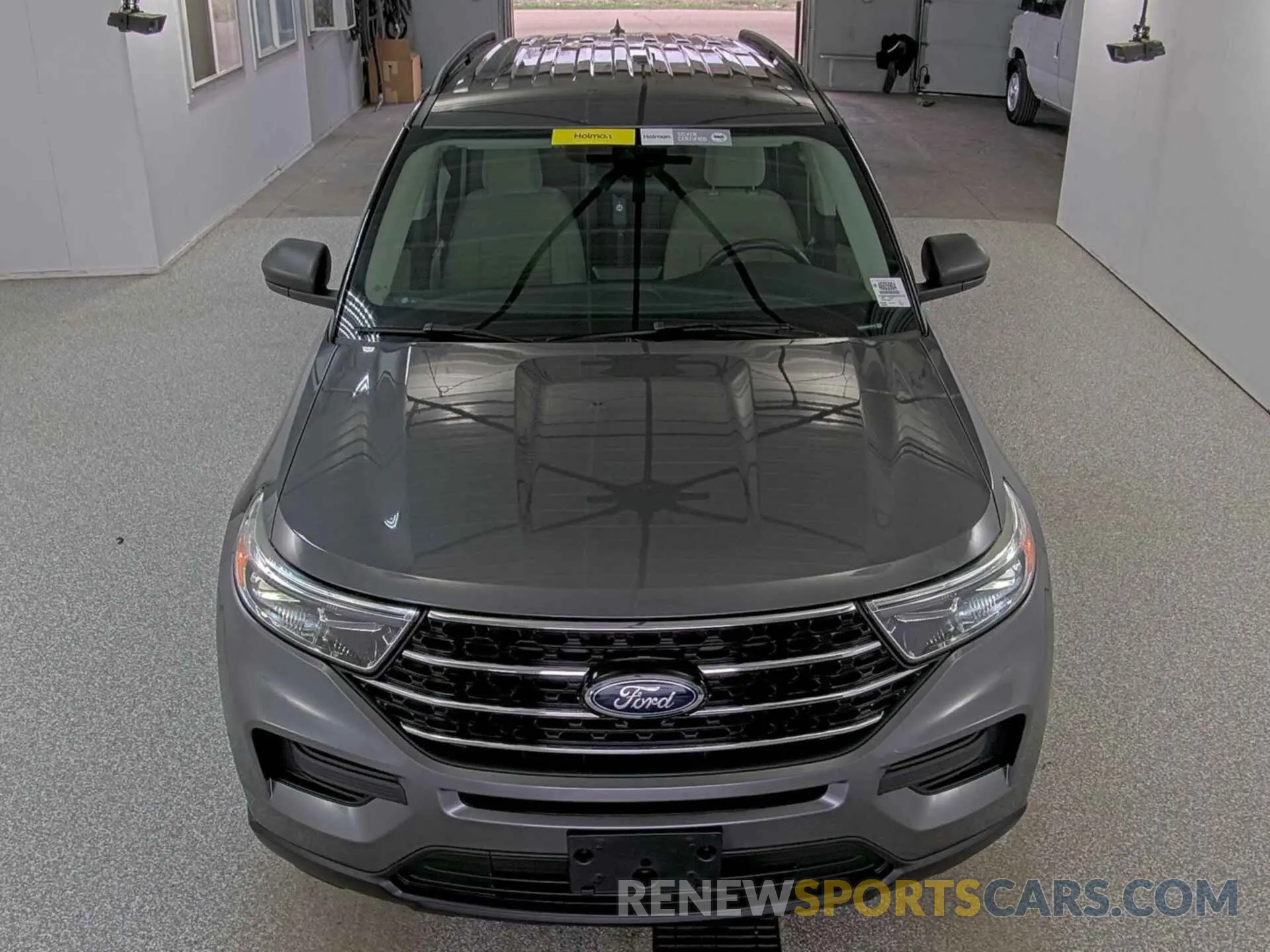 28 Photograph of a damaged car 1FMSK8DH0MGA96772 FORD EXPLORER 2021