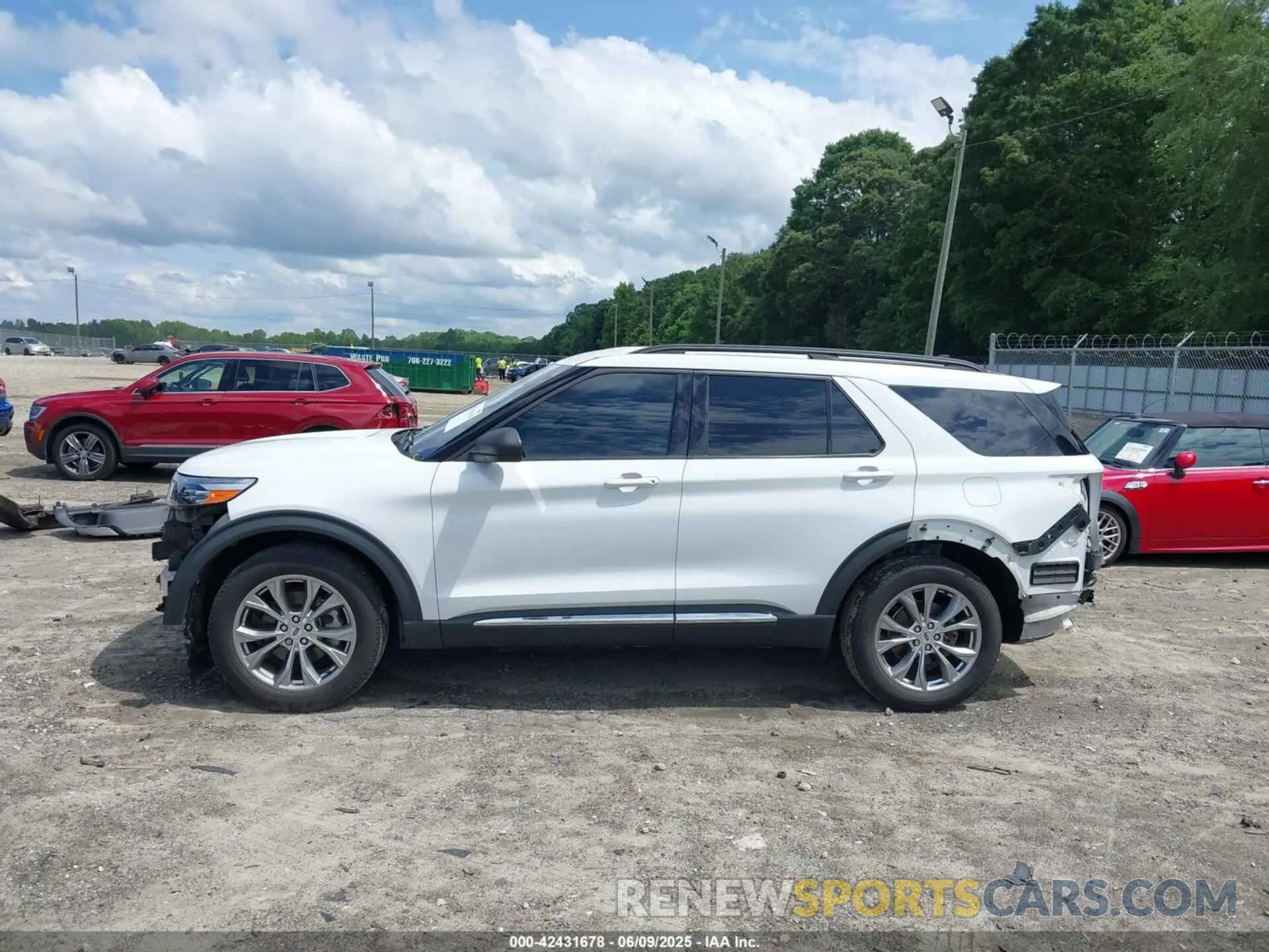 15 Photograph of a damaged car 1FMSK8DH2MGB20487 FORD EXPLORER 2021