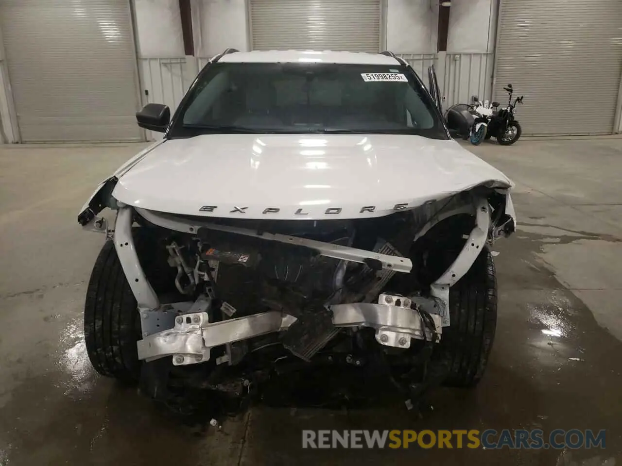 5 Фотография поврежденного автомобиля 1FMSK8DH3MGB14598 FORD EXPLORER 2021