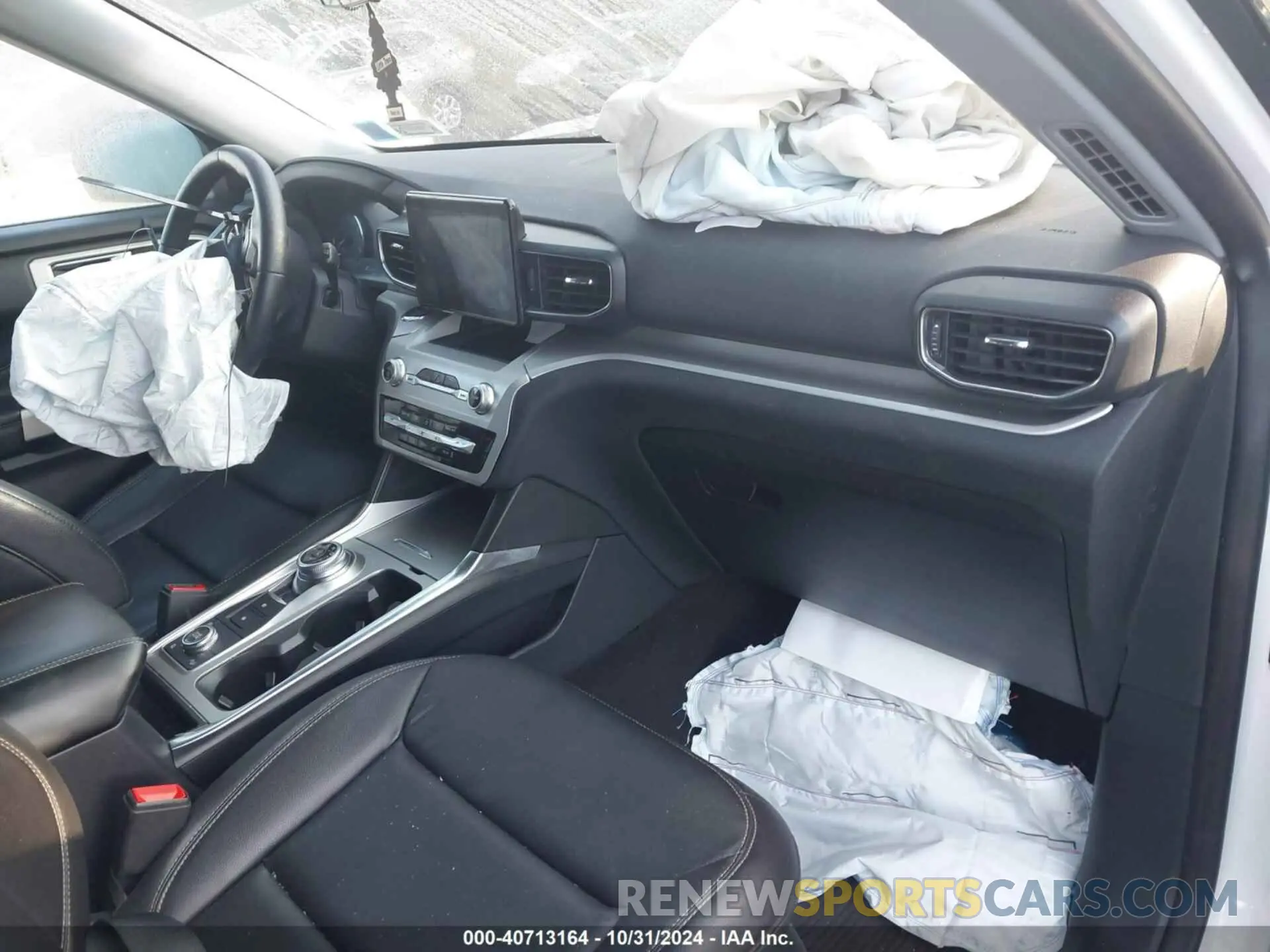 5 Фотография поврежденного автомобиля 1FMSK8DH4MGA10203 FORD EXPLORER 2021
