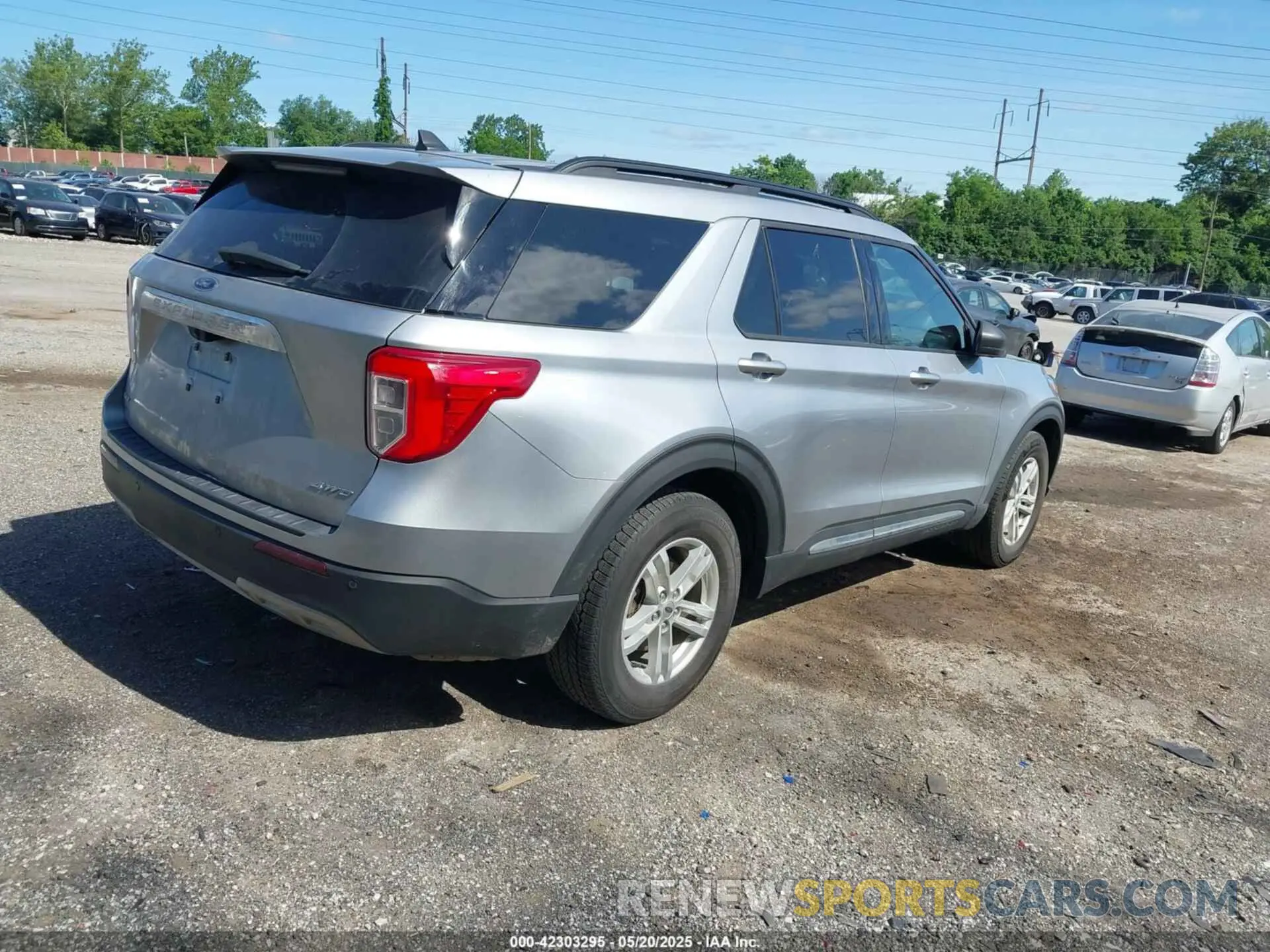 4 Photograph of a damaged car 1FMSK8DH4MGA26515 FORD EXPLORER 2021