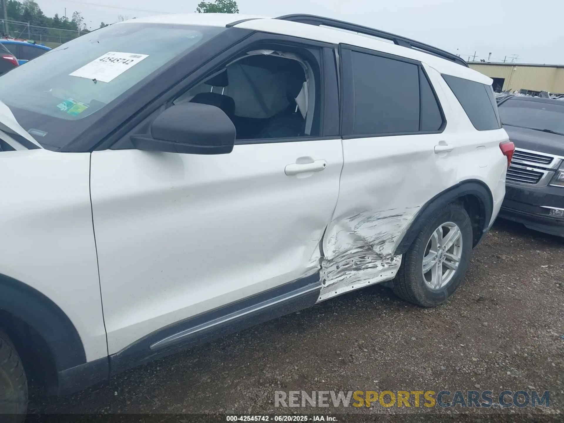 6 Фотография поврежденного автомобиля 1FMSK8DH4MGA49664 FORD EXPLORER 2021