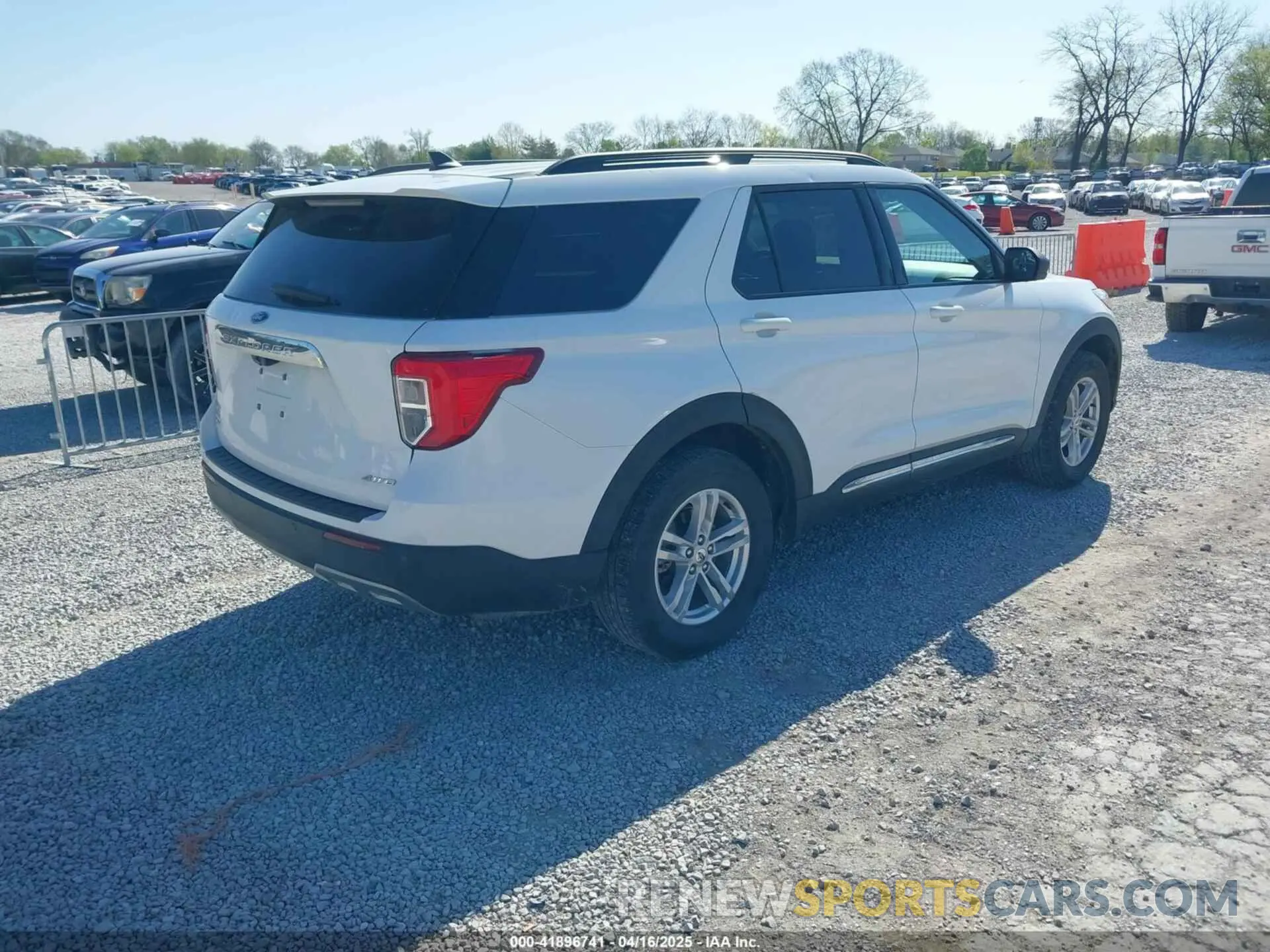 4 Photograph of a damaged car 1FMSK8DH4MGA80994 FORD EXPLORER 2021
