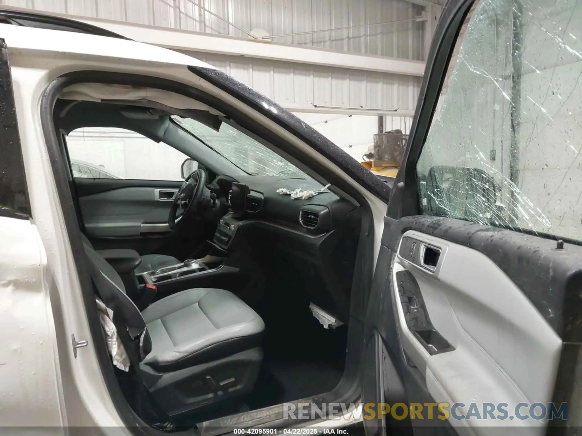 5 Photograph of a damaged car 1FMSK8DH4MGB71795 FORD EXPLORER 2021