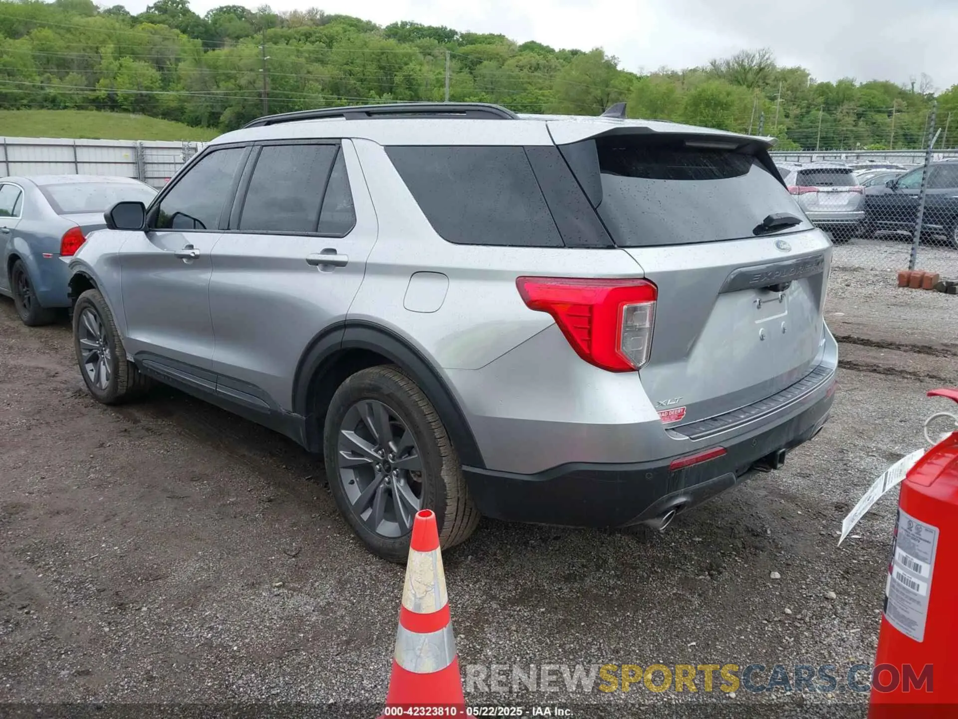 3 Фотография поврежденного автомобиля 1FMSK8DH5MGA02921 FORD EXPLORER 2021