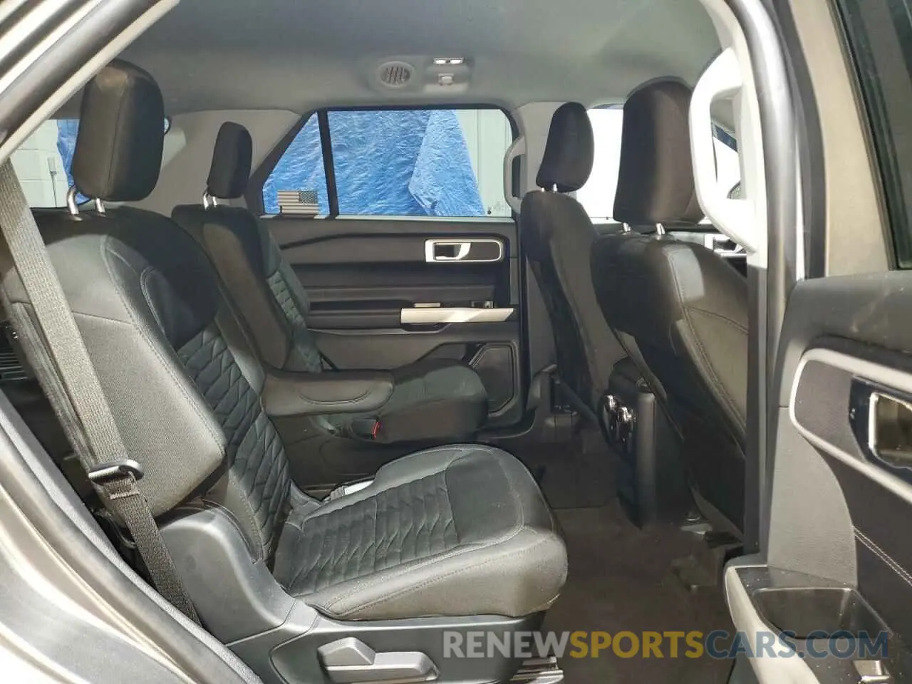 11 Фотография поврежденного автомобиля 1FMSK8DH5MGB65682 FORD EXPLORER 2021