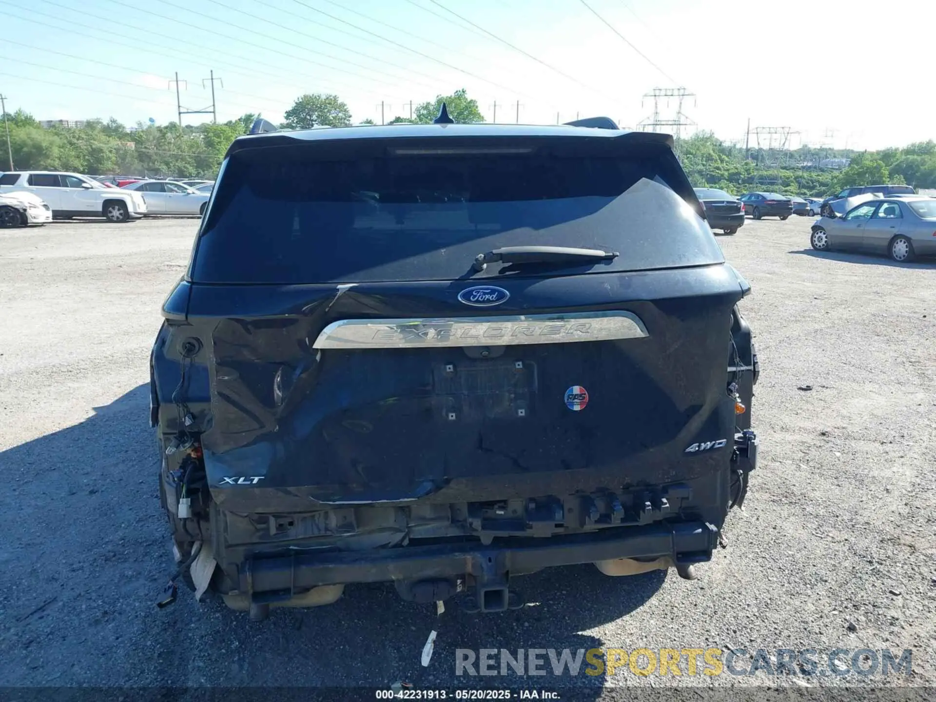 17 Фотография поврежденного автомобиля 1FMSK8DH6MGB10383 FORD EXPLORER 2021