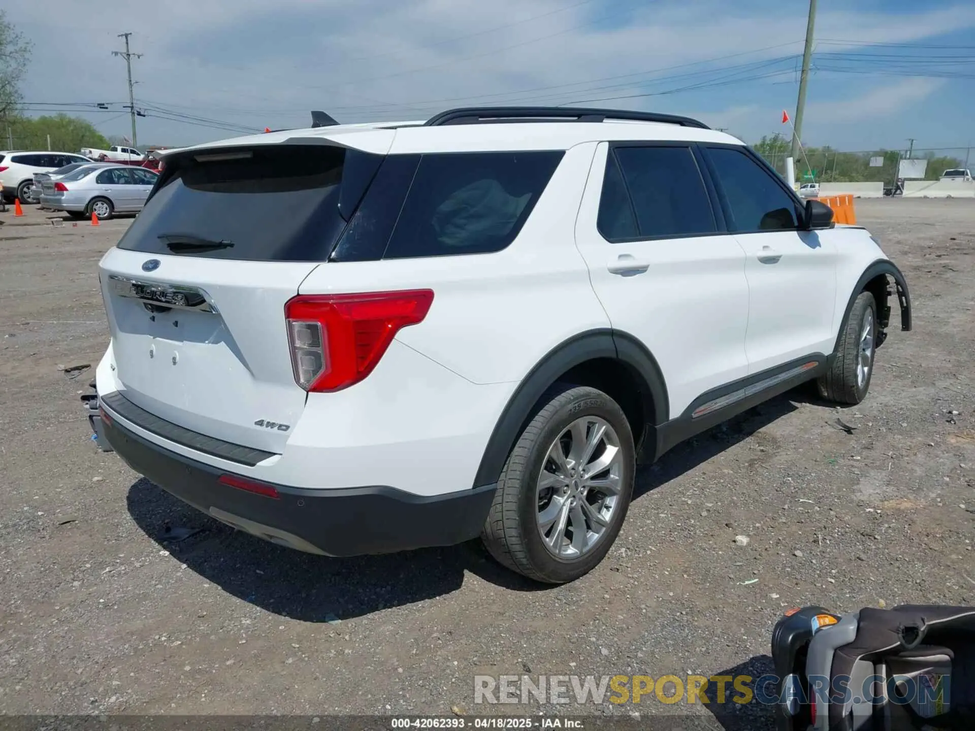 4 Фотография поврежденного автомобиля 1FMSK8DH6MGB94513 FORD EXPLORER 2021