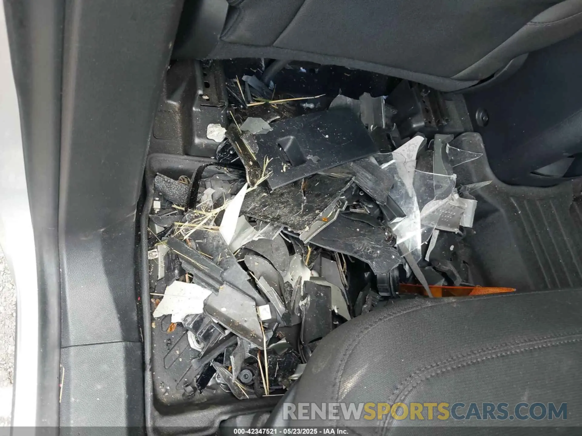 12 Photograph of a damaged car 1FMSK8DH6MGC46268 FORD EXPLORER 2021