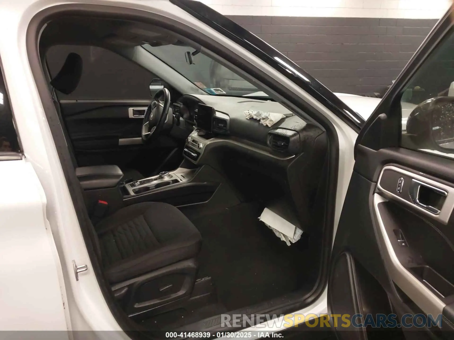 5 Фотография поврежденного автомобиля 1FMSK8DH8MGB85697 FORD EXPLORER 2021