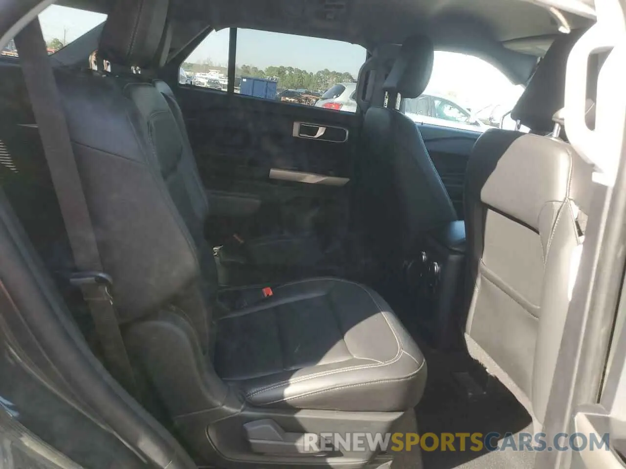 11 Photograph of a damaged car 1FMSK8DH8MGC43405 FORD EXPLORER 2021