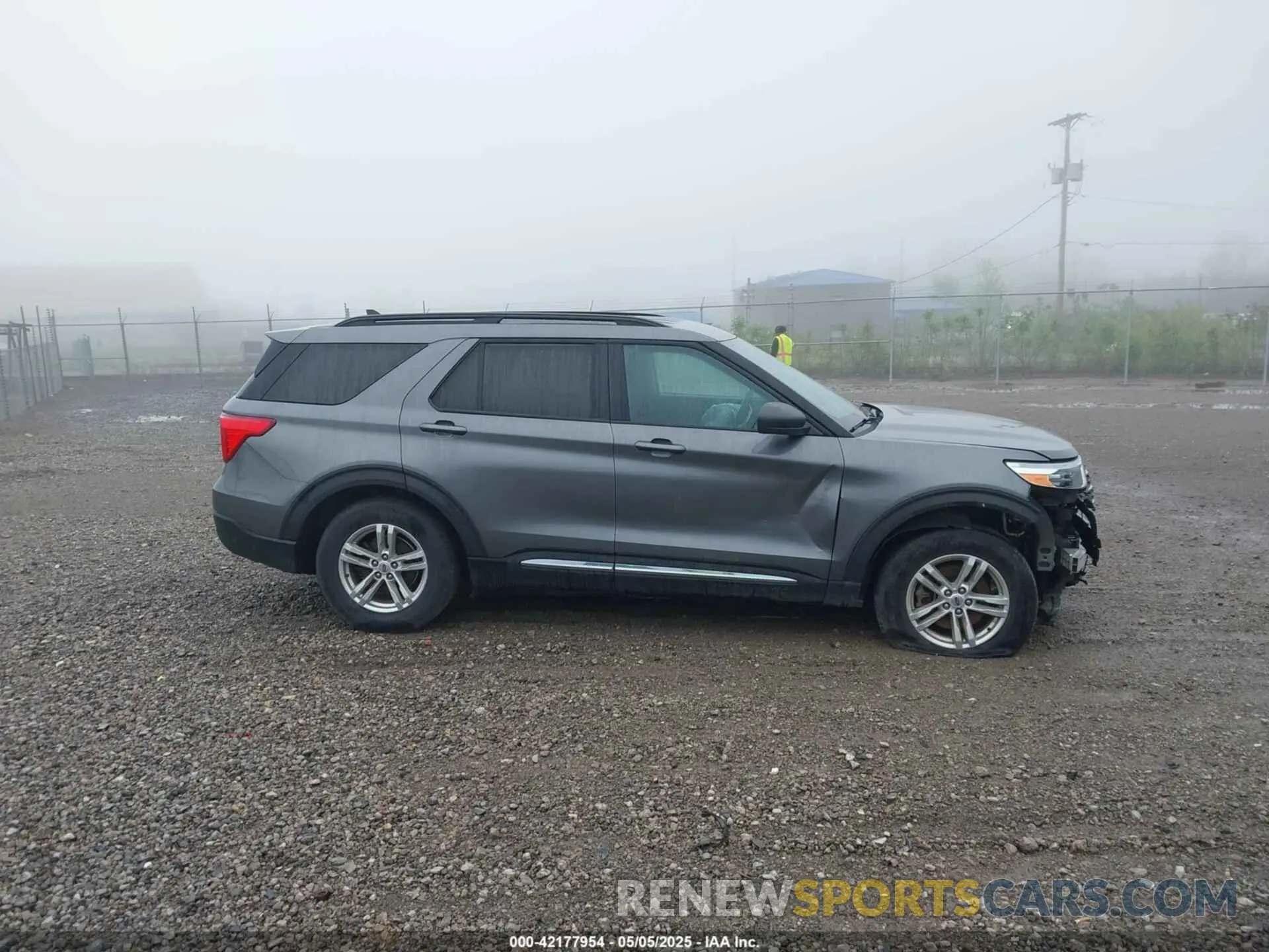 13 Фотография поврежденного автомобиля 1FMSK8DH9MGB00706 FORD EXPLORER 2021