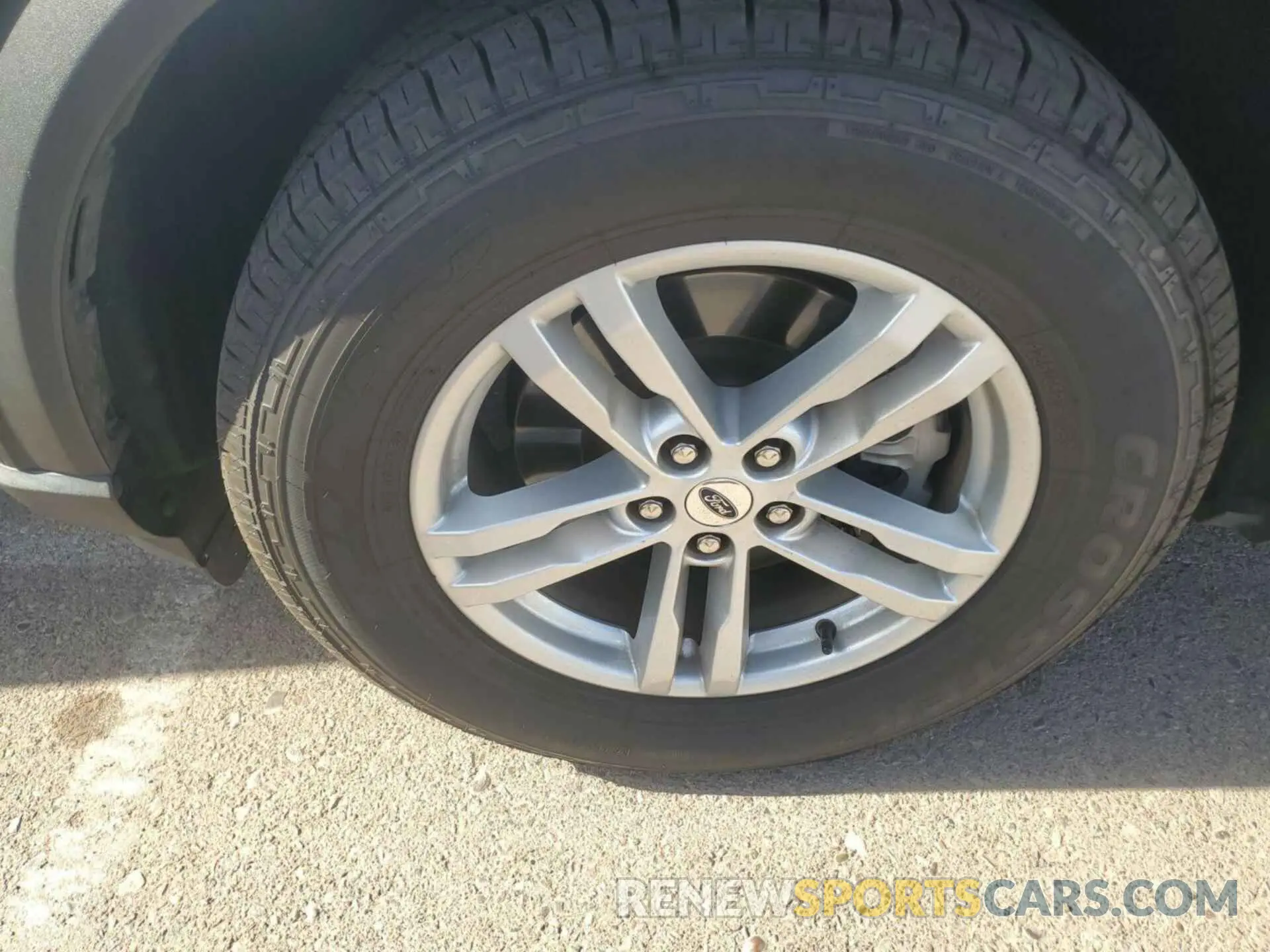 6 Фотография поврежденного автомобиля 1FMSK8DH9MGB05484 FORD EXPLORER 2021