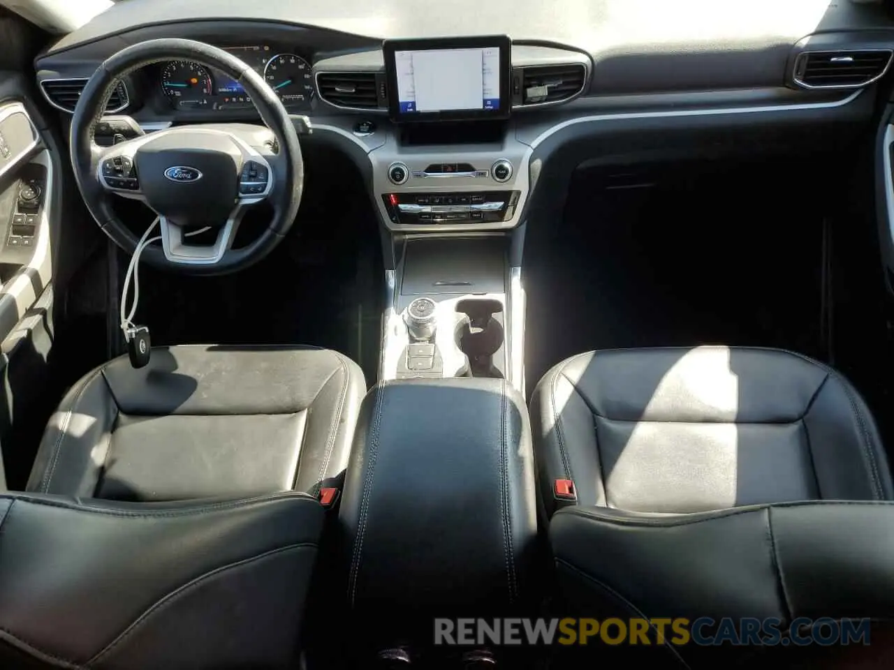 8 Фотография поврежденного автомобиля 1FMSK8DH9MGB15061 FORD EXPLORER 2021