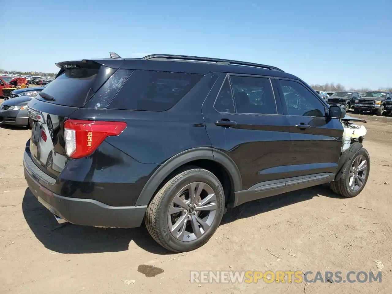 3 Фотография поврежденного автомобиля 1FMSK8DH9MGB94747 FORD EXPLORER 2021