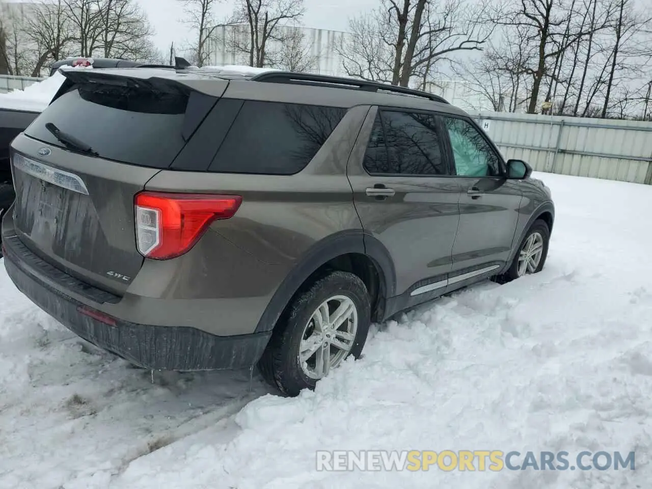 3 Photograph of a damaged car 1FMSK8DHXMGA54416 FORD EXPLORER 2021